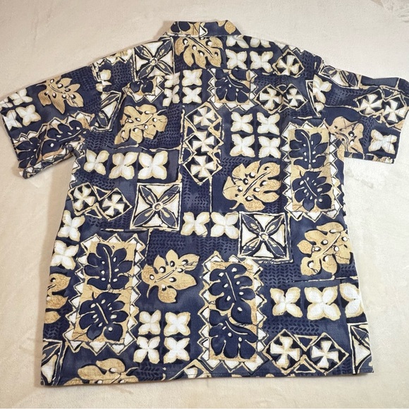 Hilo Hattie Blue Hawaiian Print Button-Up Casual Shirt Mens Short Sleeve Size XL - Picture 4 of 5